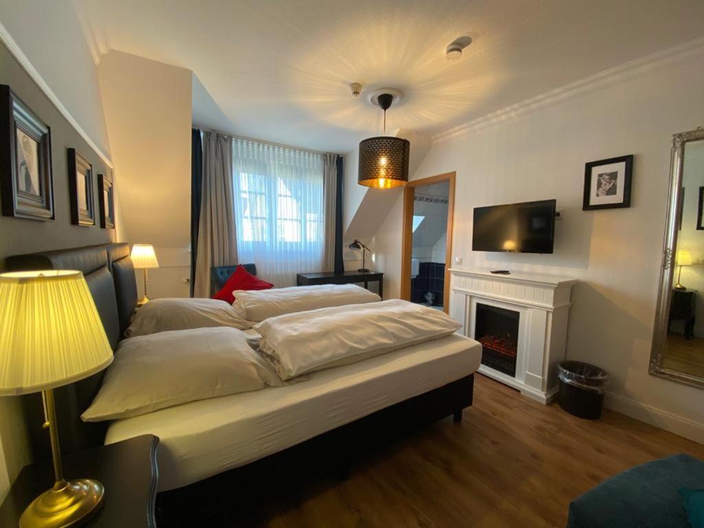 Hotel Niedersachsen Quakenbruck Bagian luar foto